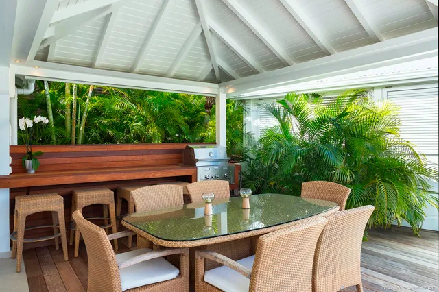 outside dining at Villa Art in St Barts - St. Barts Villa Rental