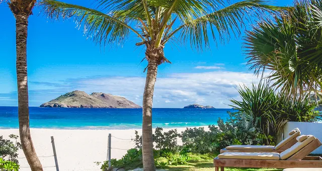 OutsideIMG19122013BowdenjpgFJYbRV-header at Villa Ecoute les Vagues in St Barts - St. Barts Villa Rental