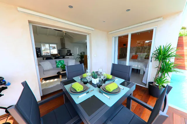 table living room at Villa Etoile du Nord in St Barts - St Barts luxury vacation rental