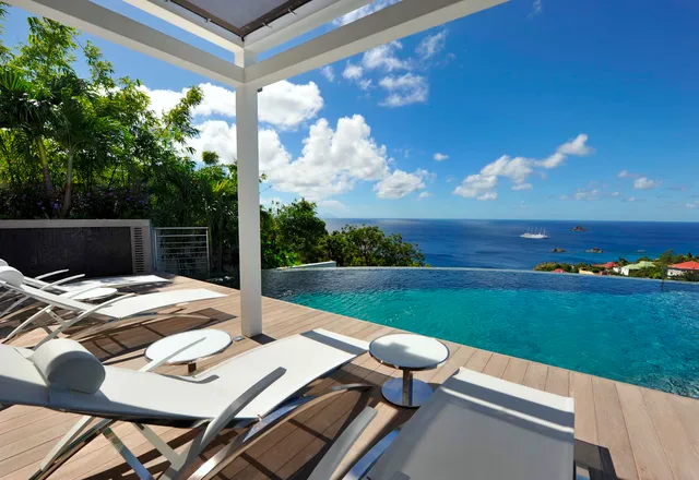de Cactus deck pool ocean view at Villa Fleur de Cactus in St Barts - St Barts luxury vacation rental