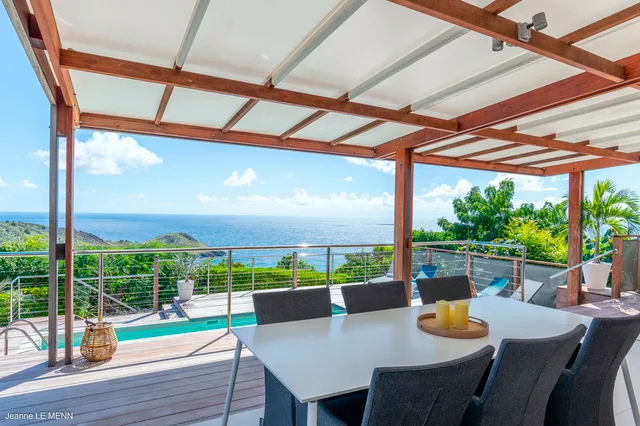 Magnifica - Outside Dining at Villa La Magnifica in St Barts - St. Barth Villa Rental