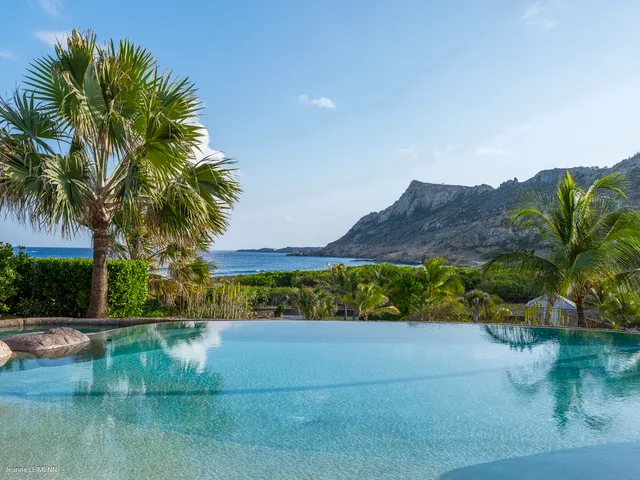 pool ocean view at Villa La Roche dans l’Eau in Grand Fond - St. Barts Villa Rental