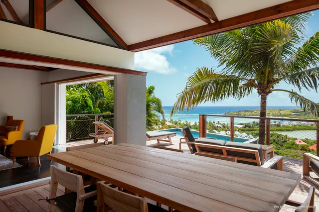 Dahu - Outside Dining at Villa Le Dahu in St Barts - St. Barts Villa Rental