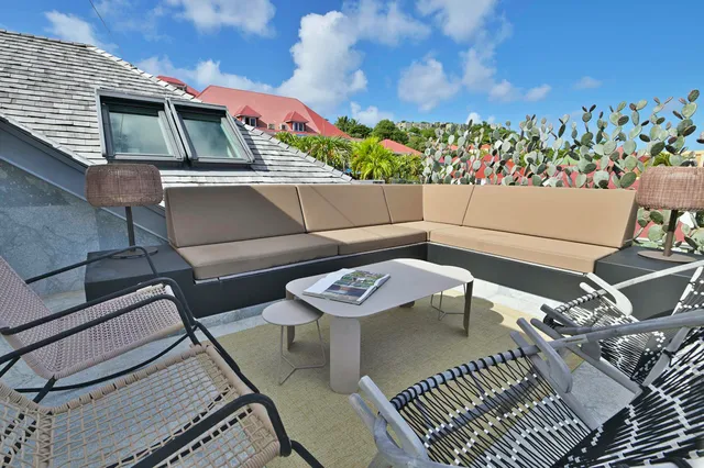 L'Entrepont - Outside living at Villa L’Entrepont in St Barts - St Barts luxury vacation rental