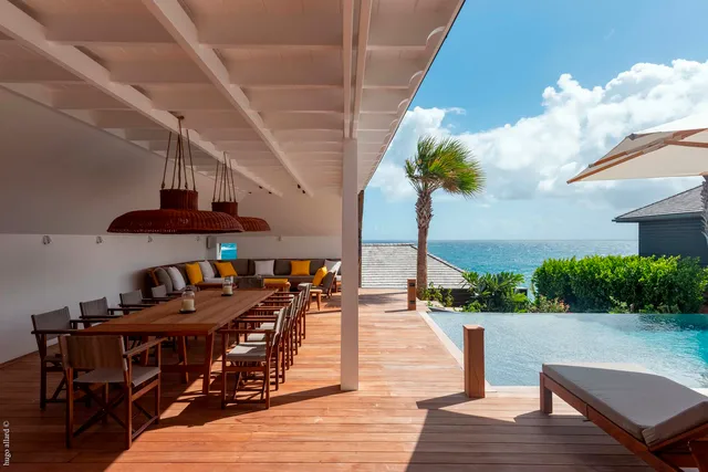 The Ocean - Outside dining at Villa Over The Ocean in St Barts - St. Barts Villa Rental