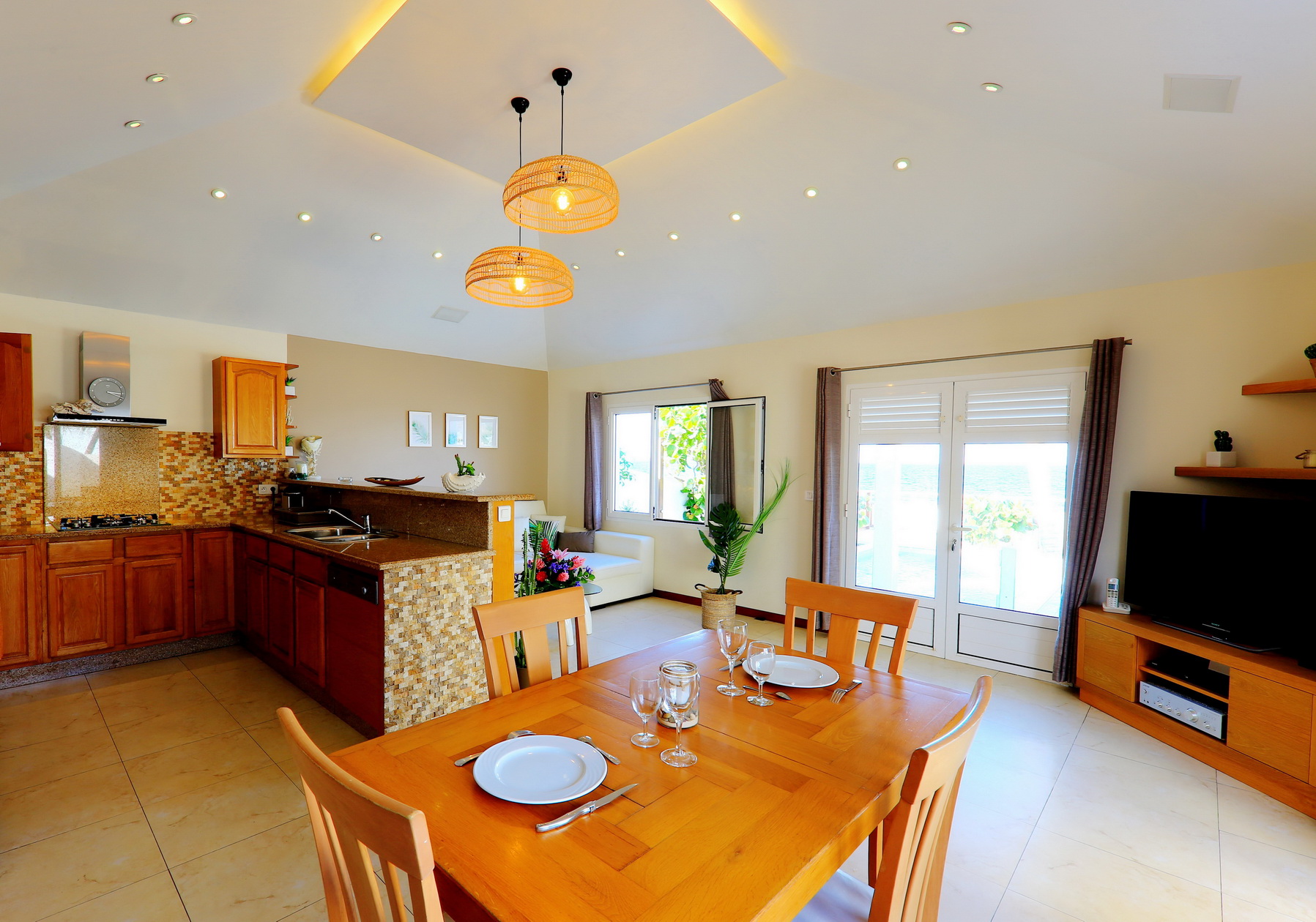 living at Villa Raisiniers in St Barts - St. Barts Villa Rental