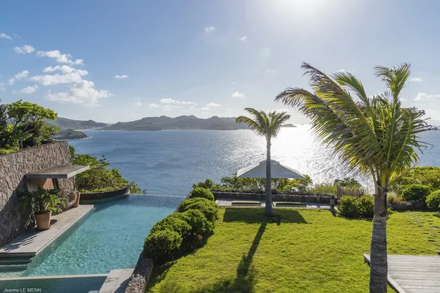 pool ocean view at Villa Tainos in Pointe Milou - St Barts luxury vacation rental