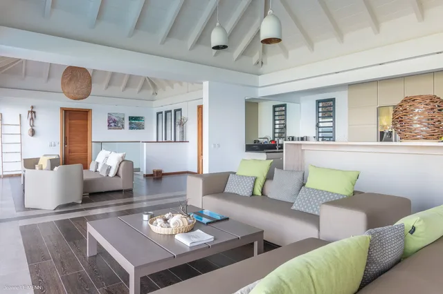 living at Villa Upside in St Barts - St. Barth Villa Rental