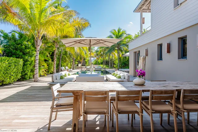 K - Outside dining at Villa Villa K in St Barts - St. Barth Villa Rental